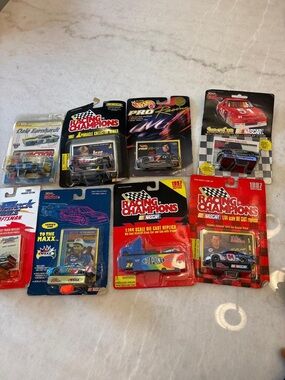 Vintage NASCAR Diecast Lot 8 Racing Champions Hot Wheels 1995-97 Sealed #N06
